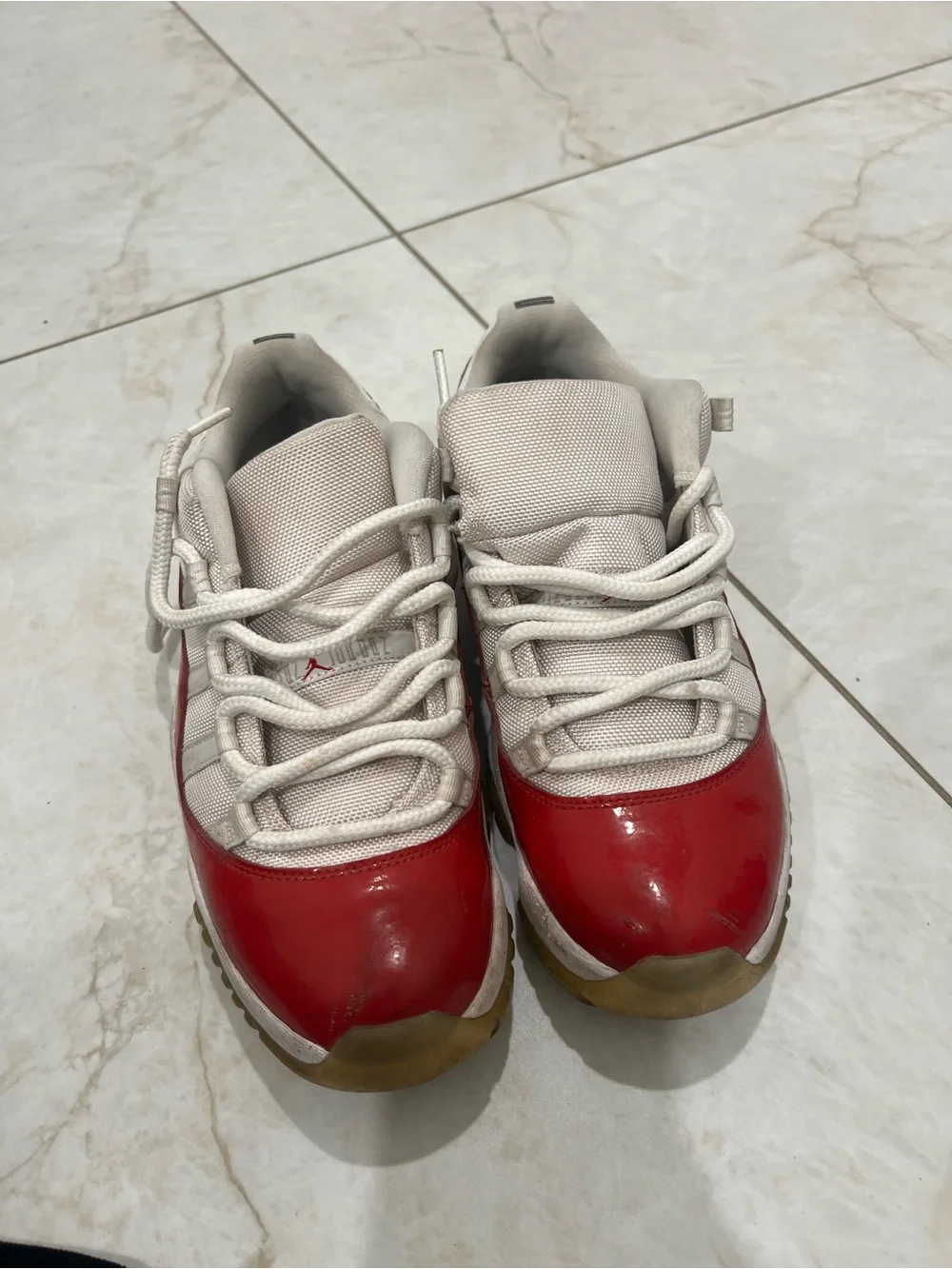 Air Jordan Cherry 11 Retro Low Sneakers Size 9 US